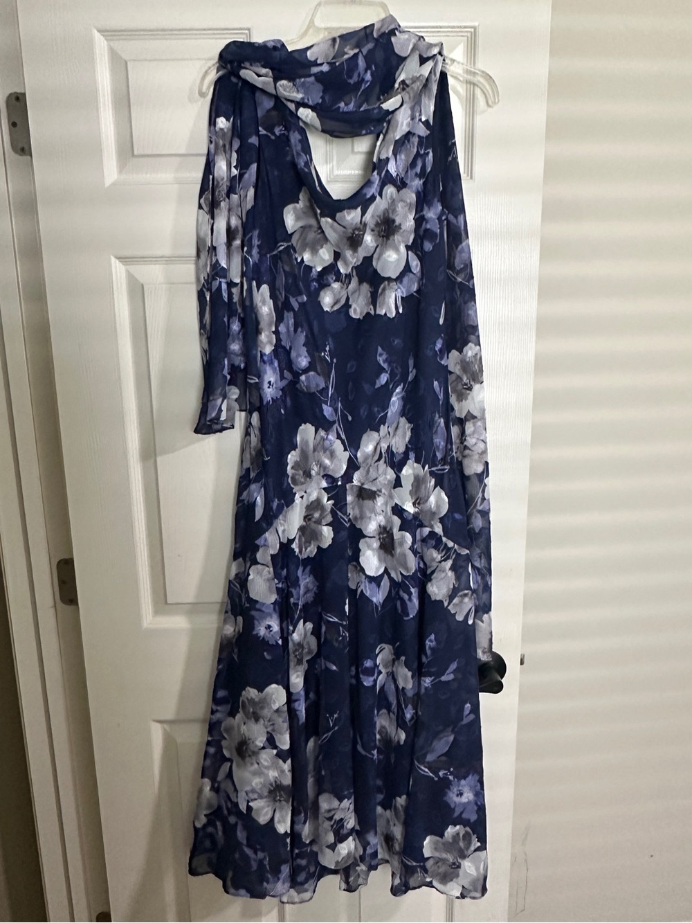 Alex Evenings Size 6 Navy Floral Chiffon Dress w Matching Shawl Retail $249
